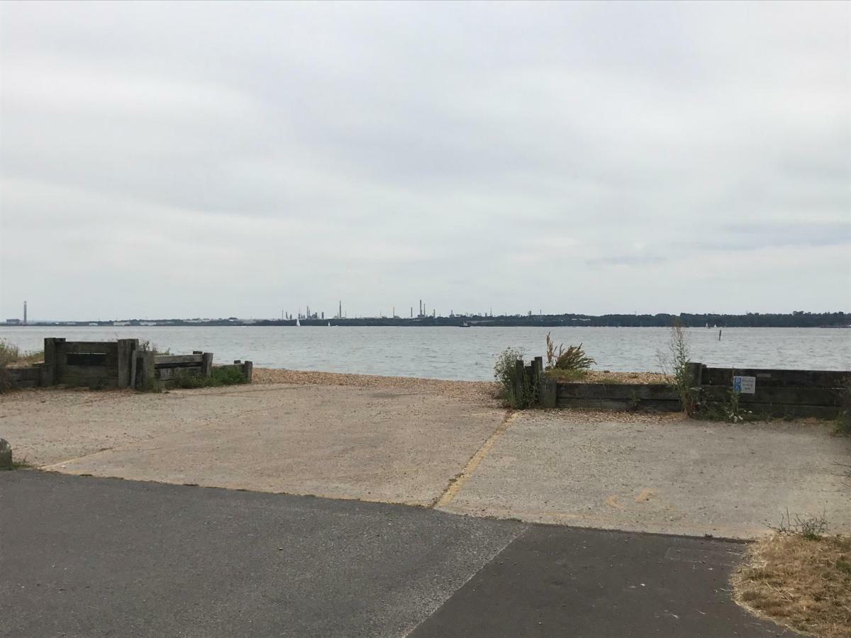 Weston Shore Southampton Exterior foto